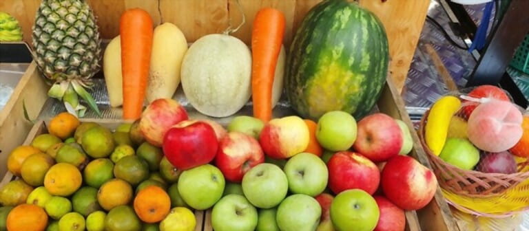 How To Decorate Fruit Basket How To Decorate Fruit Basket