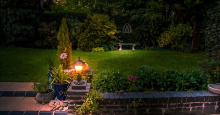 6 Pro Tips On How To Maintain Your Outdoor Lights' Glow 6 Pro Tips On How To Maintain Your Outdoor Lights' Glow