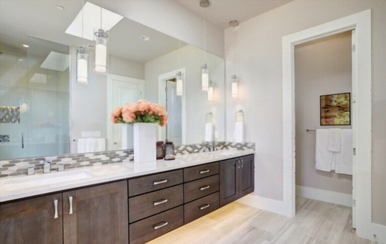Benefits of Bathroom Remodeling Benefits of Bathroom Remodeling