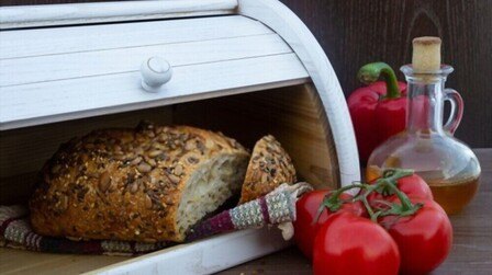 Benefits of Bread Box