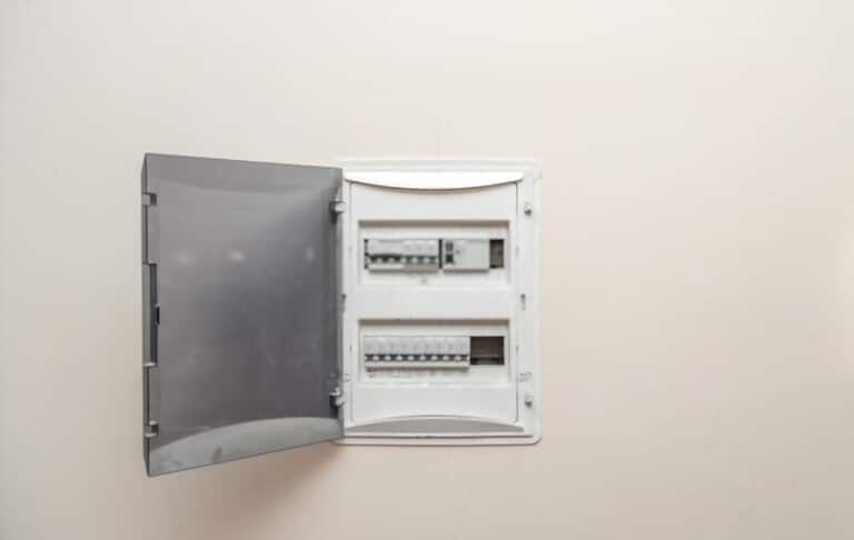 How To Install Under Cabinet Lighting Hardwired How To Install Under Cabinet Lighting Hardwired