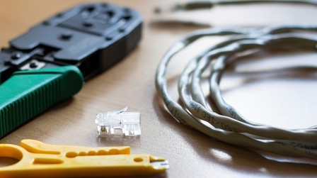 How To Wire and Crimp RJ45 Connector