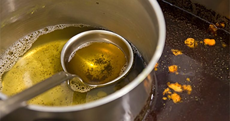 How To Clean A Cooking Oil Spill How To Clean A Cooking Oil Spill