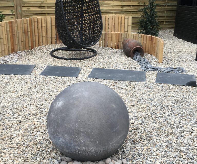 How to Set Up Garden Spheres Stones How to Set Up Garden Spheres Stones