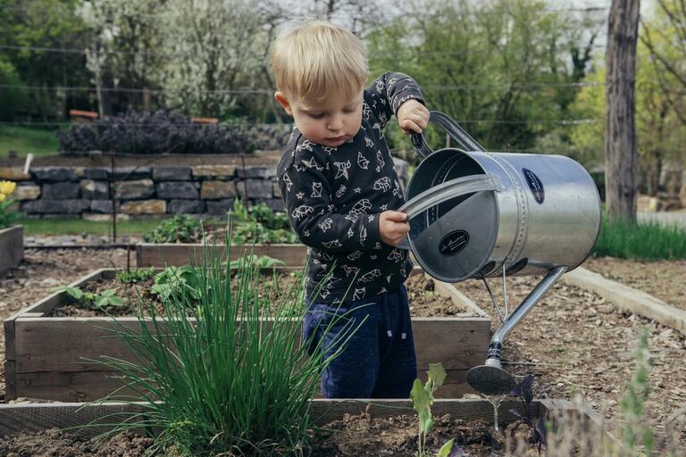 Benefits of Gardening for Children Benefits of Gardening for Children